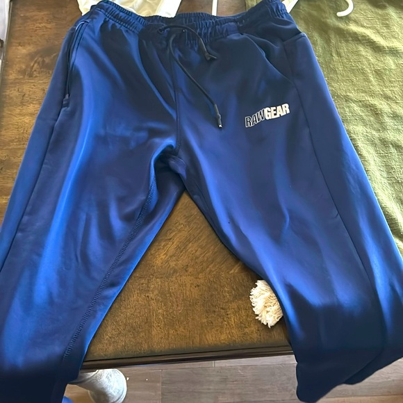 Rawgear sweatpants only wore them once - Picture 1 of 2